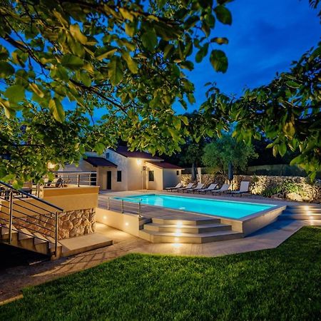 Holiday Home Terra Roca - Imotski, Natural Environment With Complete Peace And Quiet. المظهر الخارجي الصورة