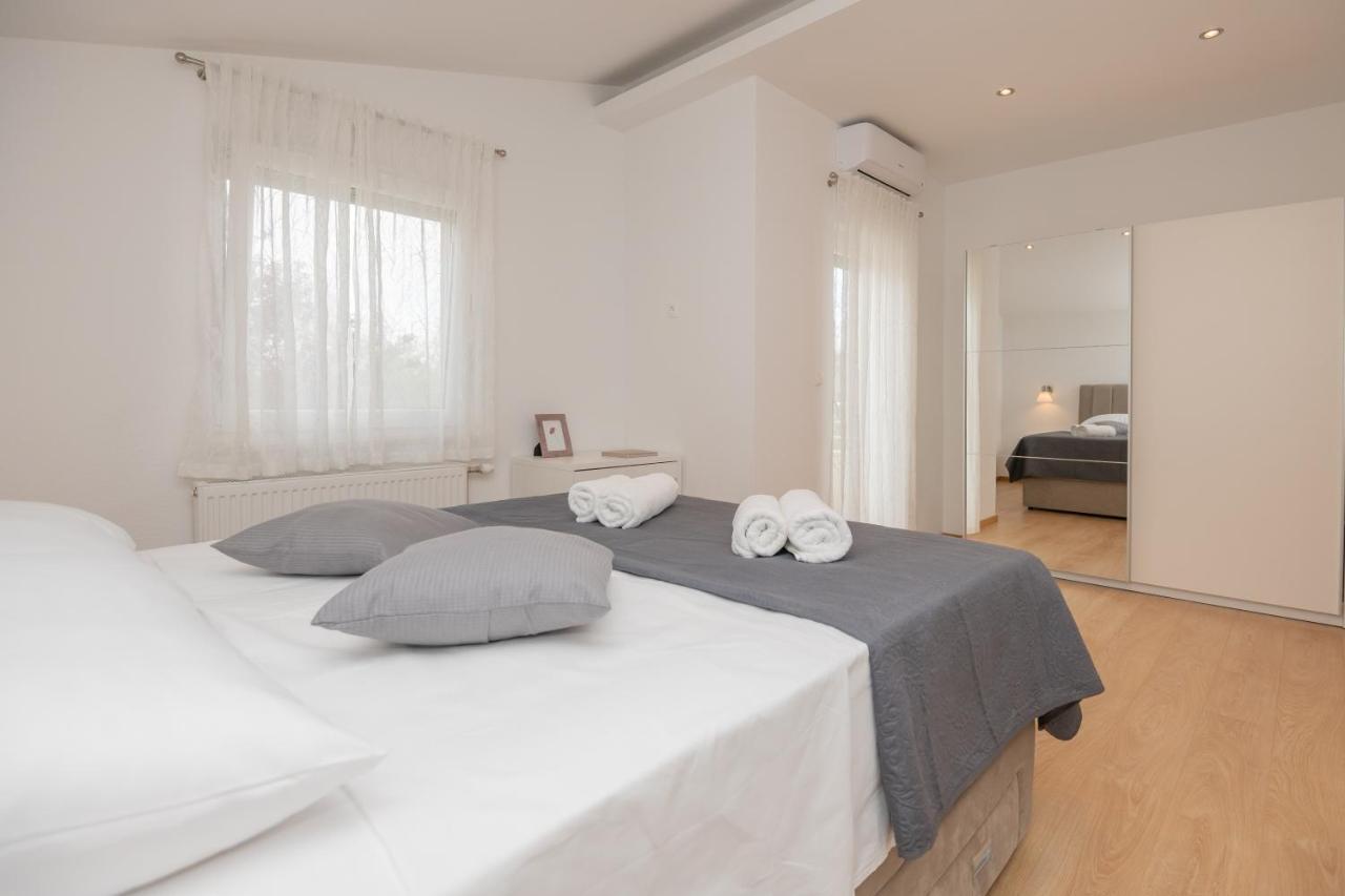 Holiday Home Terra Roca - Imotski, Natural Environment With Complete Peace And Quiet. المظهر الخارجي الصورة
