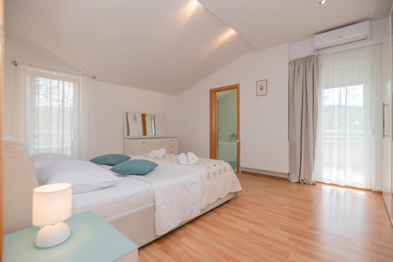 Holiday Home Terra Roca - Imotski, Natural Environment With Complete Peace And Quiet. المظهر الخارجي الصورة