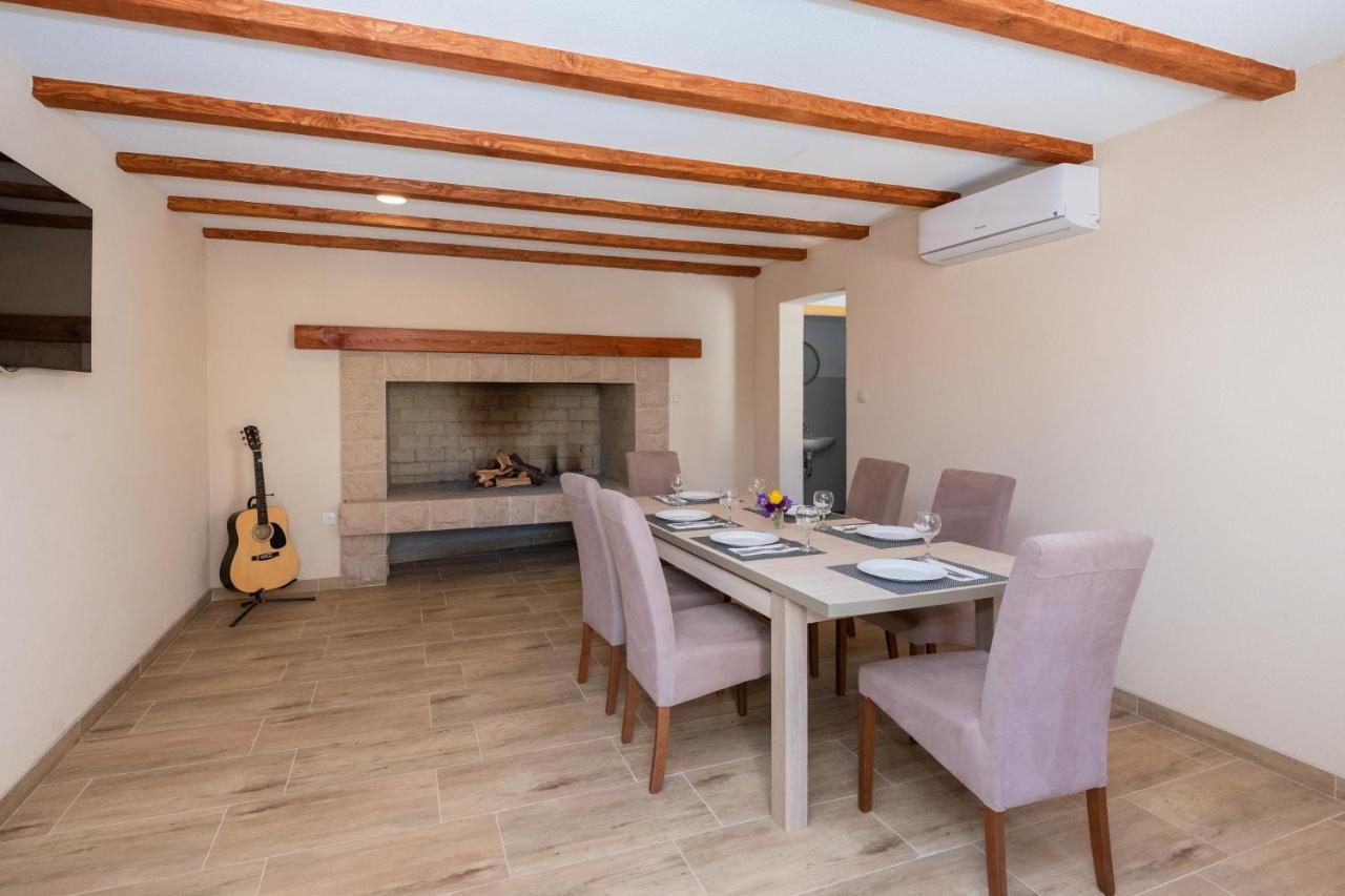 Holiday Home Terra Roca - Imotski, Natural Environment With Complete Peace And Quiet. المظهر الخارجي الصورة